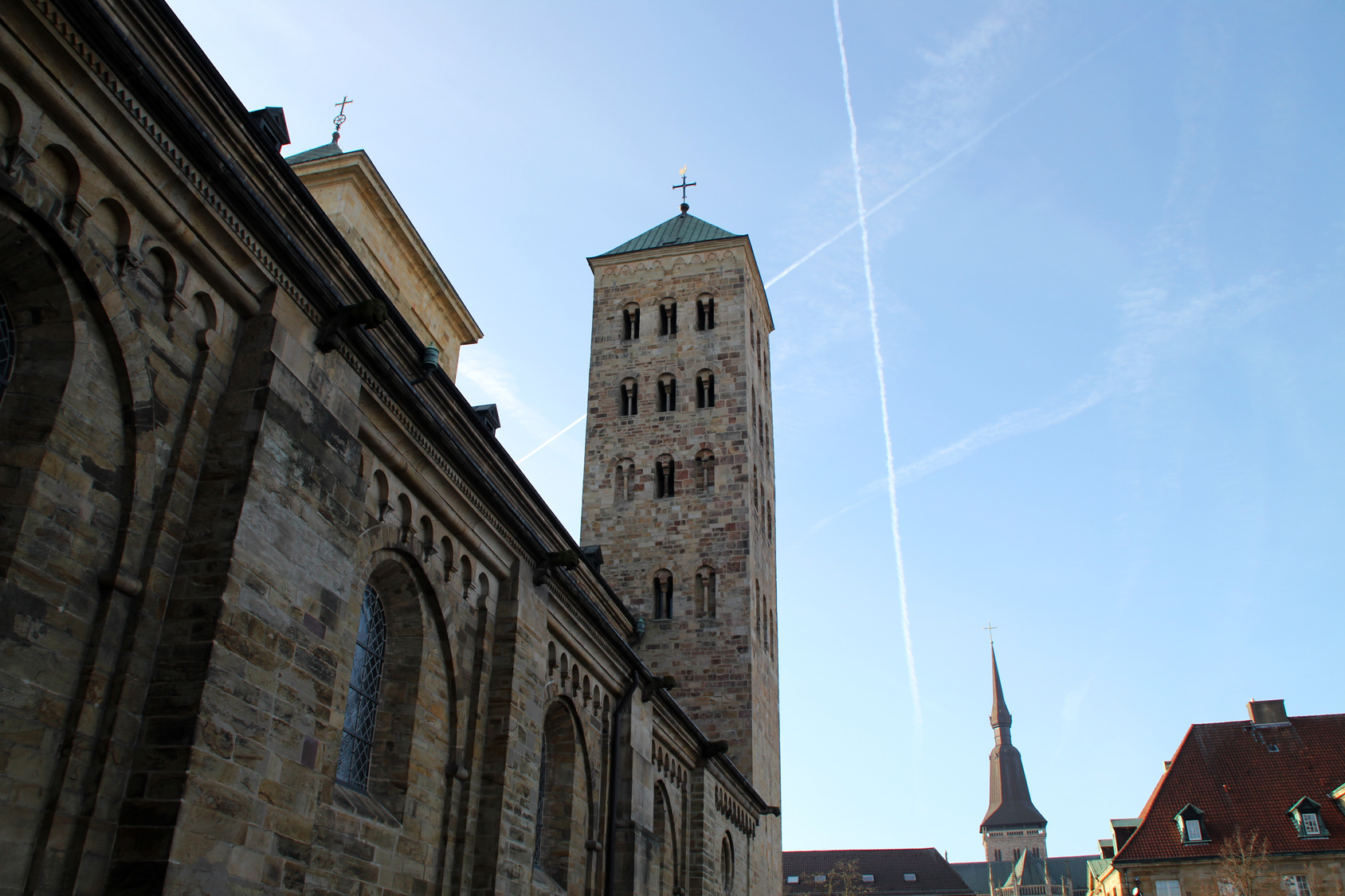 Dom Osnabrück; Privatdetektei Osnabrück, Wirtschaftsdetektiv Osnabrück, Detektiv-Team